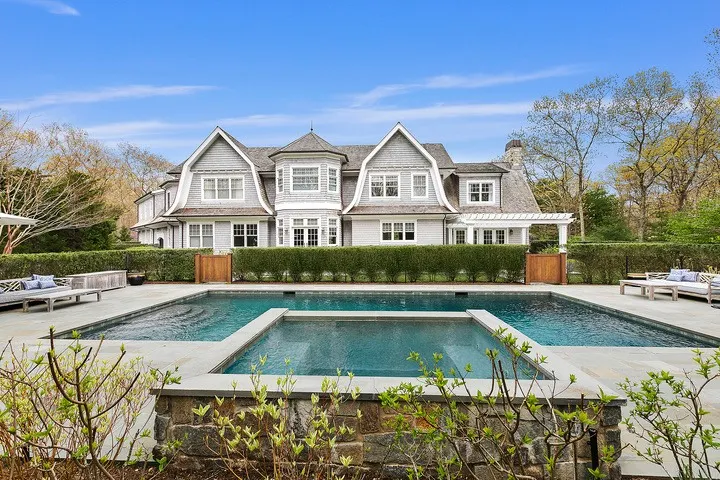 496 Wainscott Harbor Road