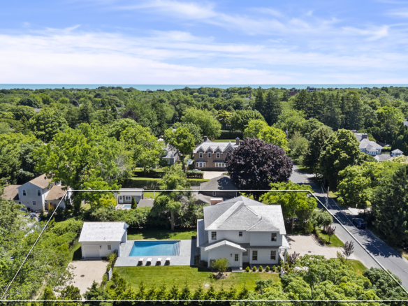 30 Bellows Lane