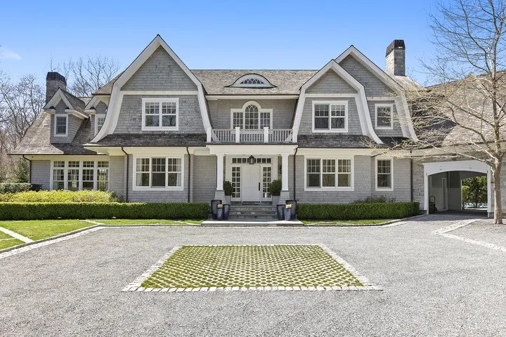 496 Wainscott Harbor Road