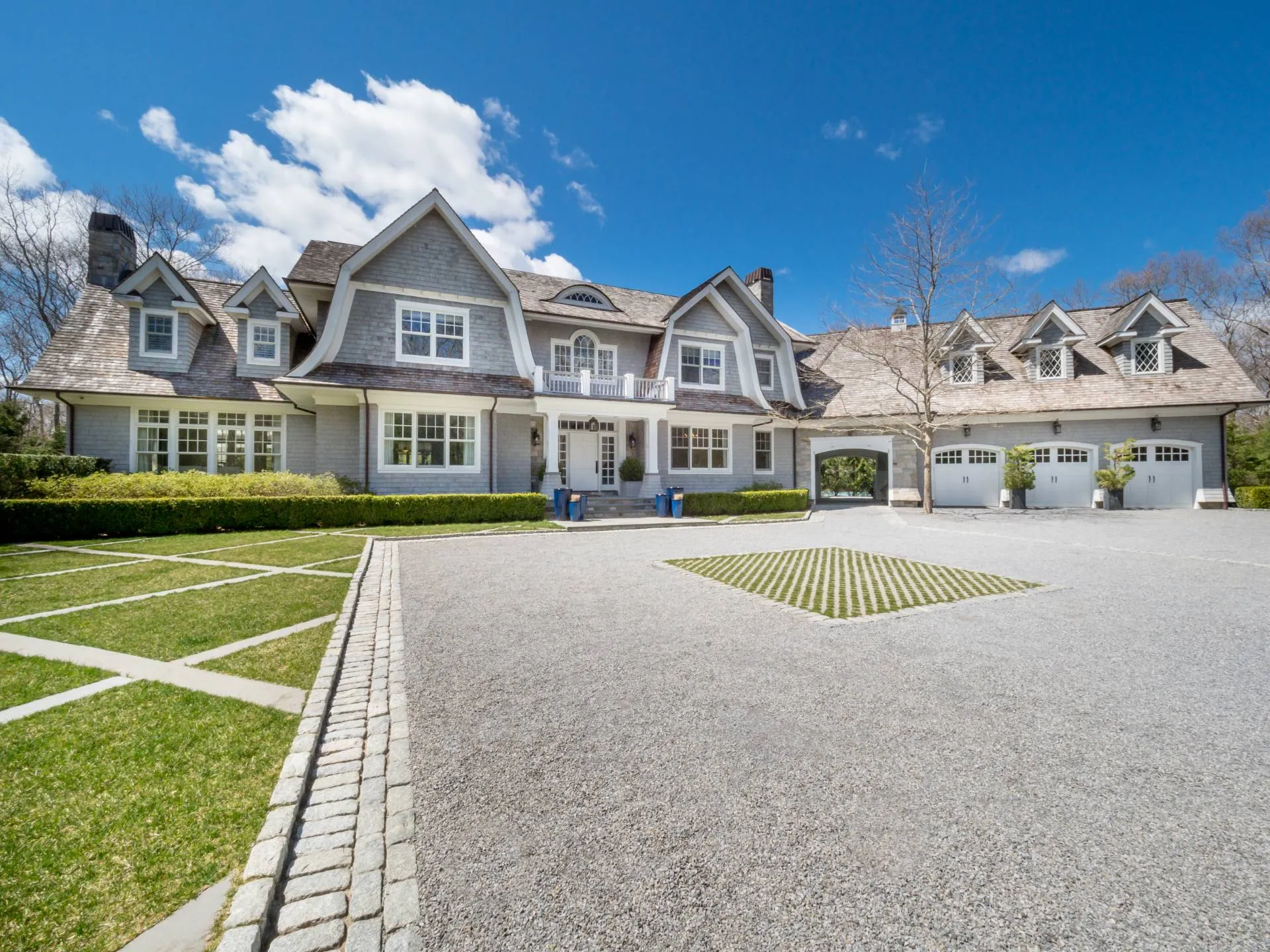 496 Wainscott Harbor Road