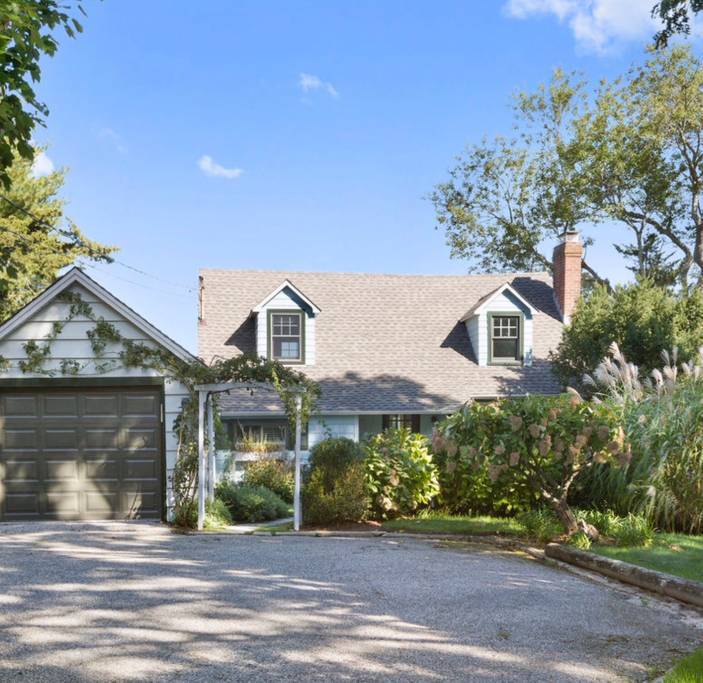 67 Scotts Landing Road