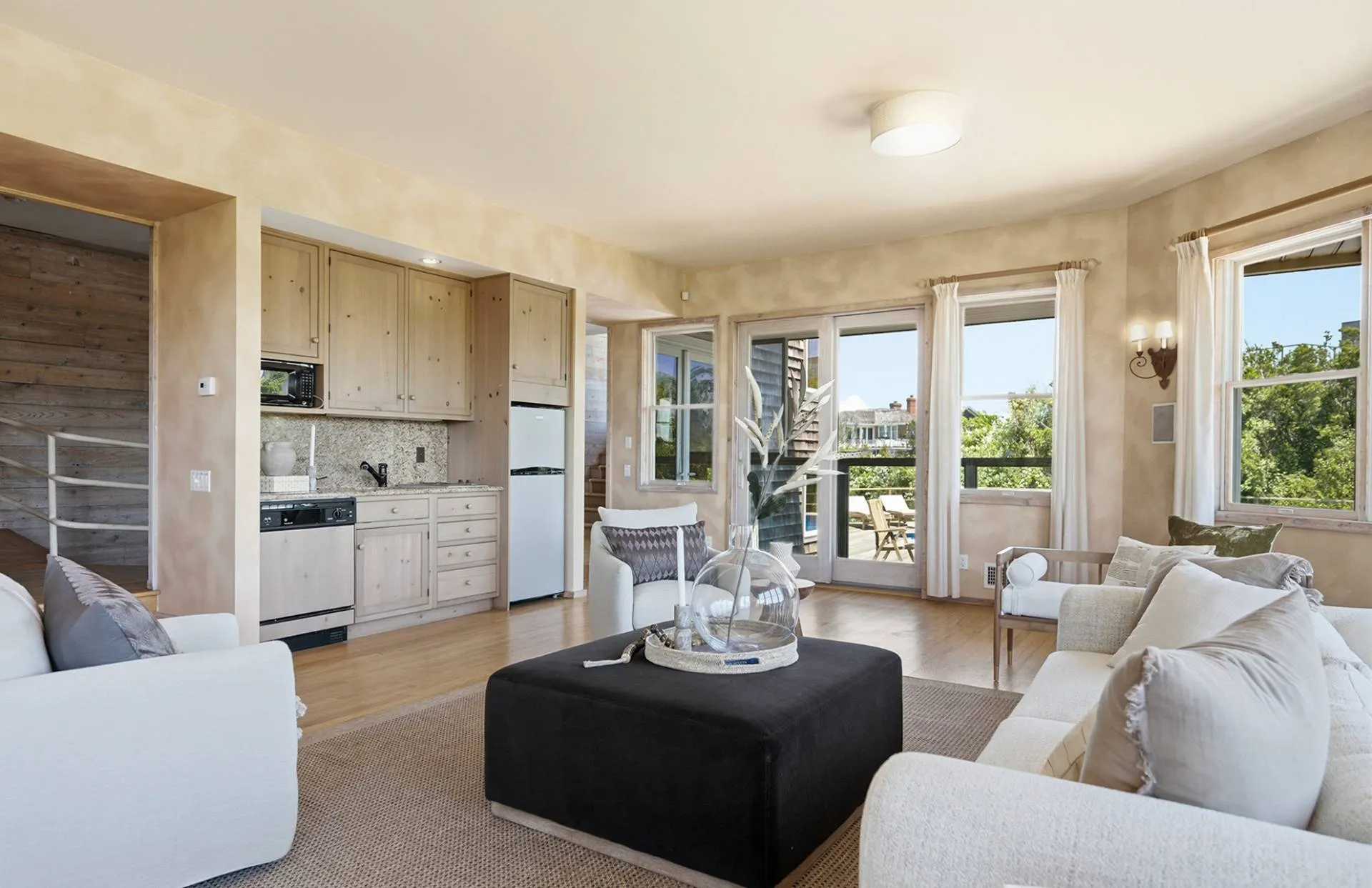 137 Sandune Court