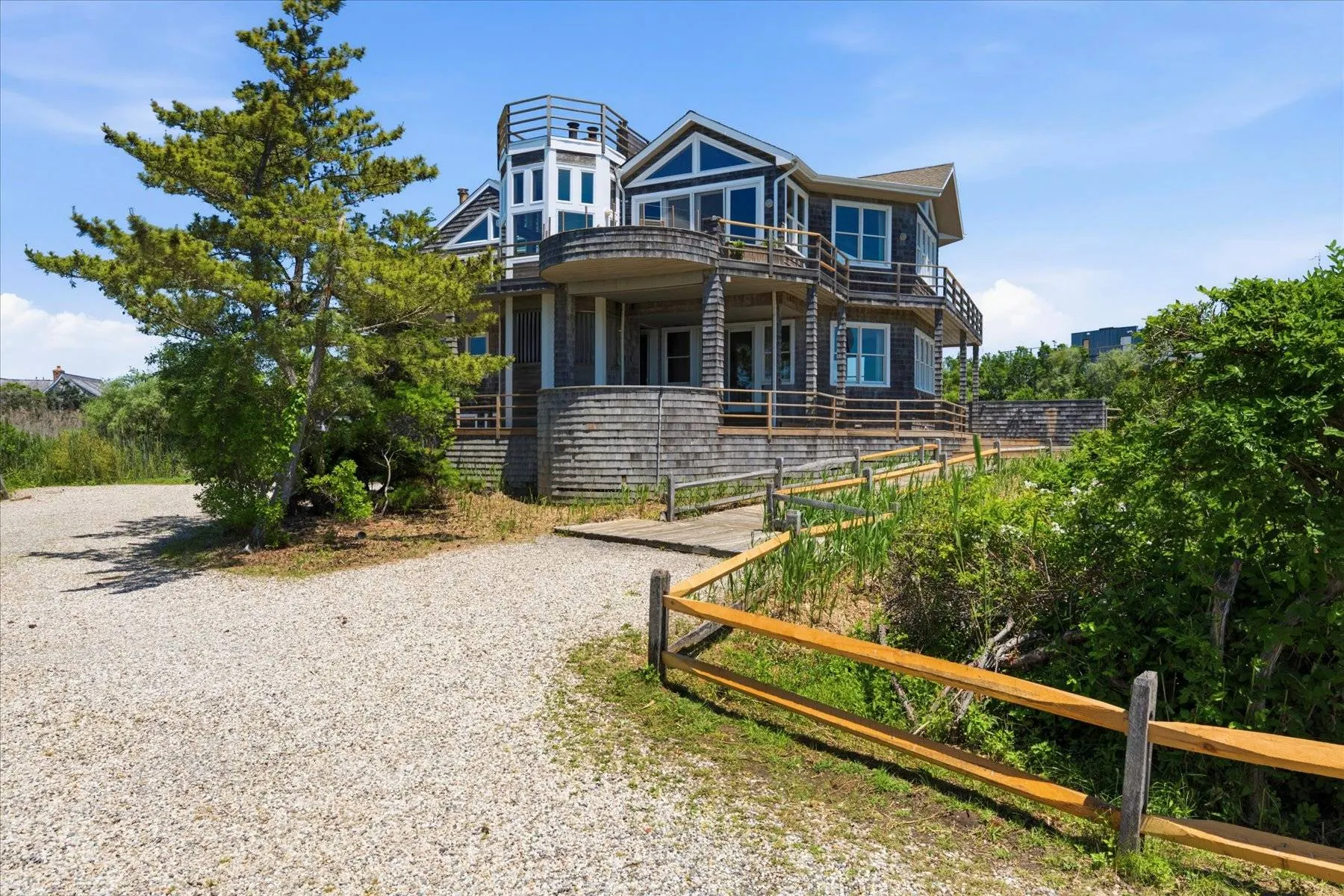 137 Sandune Court