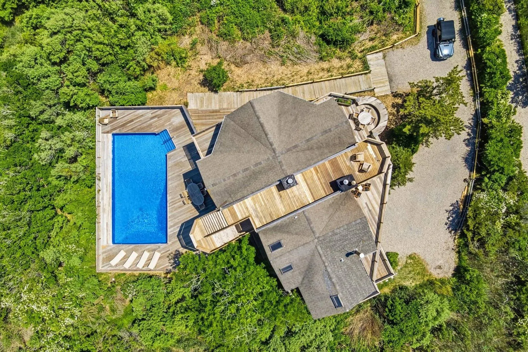137 Sandune Court