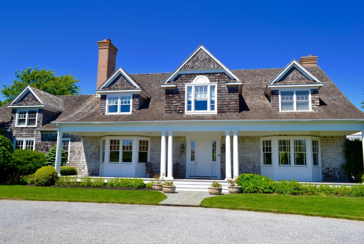 22 Sagg Pond Court
