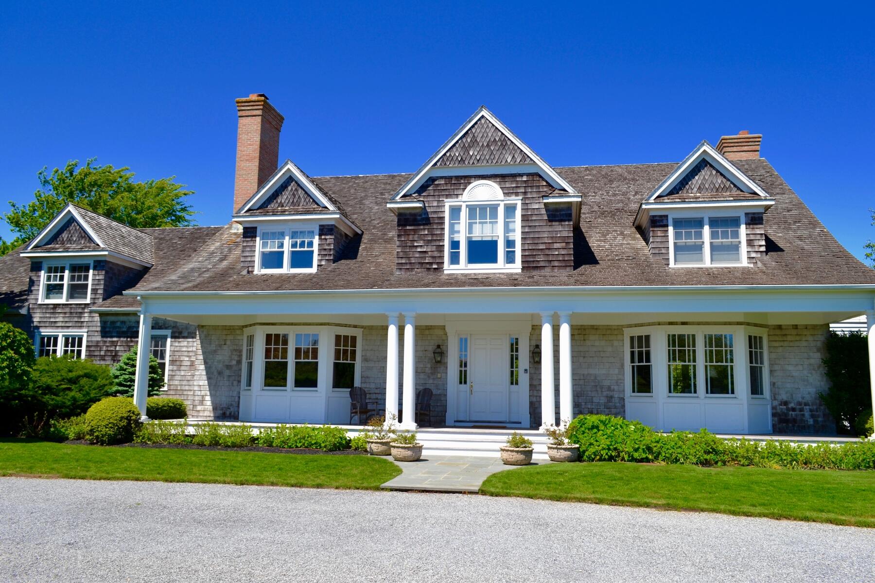 22 Sagg Pond Court
