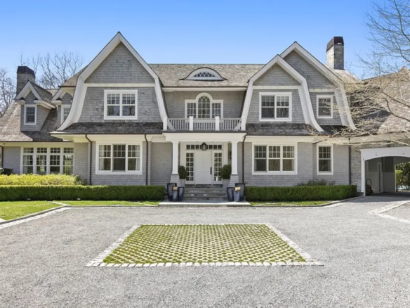 496 Wainscott Harbor Road