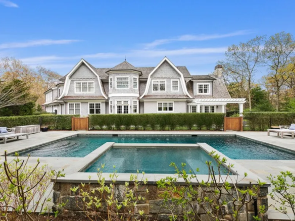 496 Wainscott Harbor Road