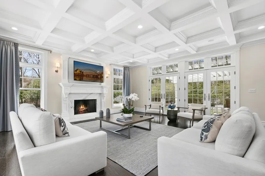496 Wainscott Harbor Road