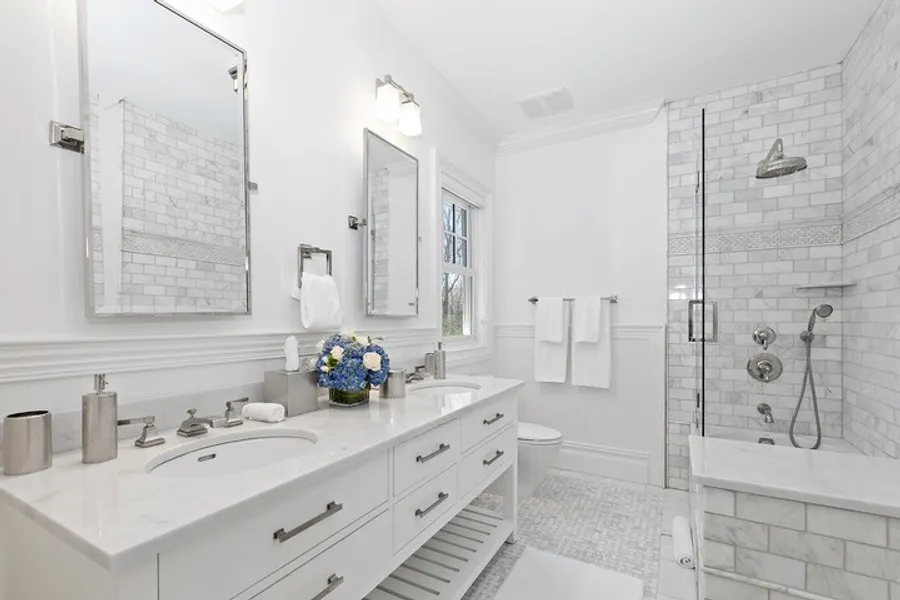 496 Wainscott Harbor Road
