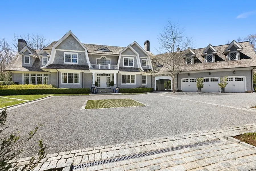496 Wainscott Harbor Road