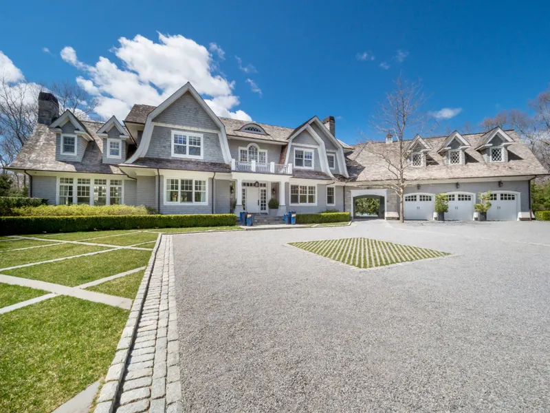 496 Wainscott Harbor Road