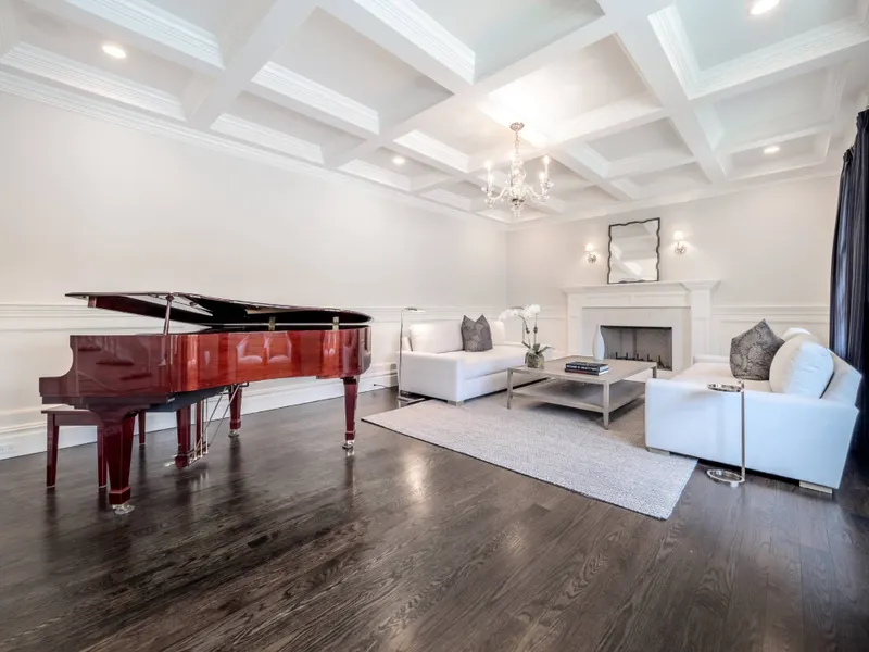 496 Wainscott Harbor Road