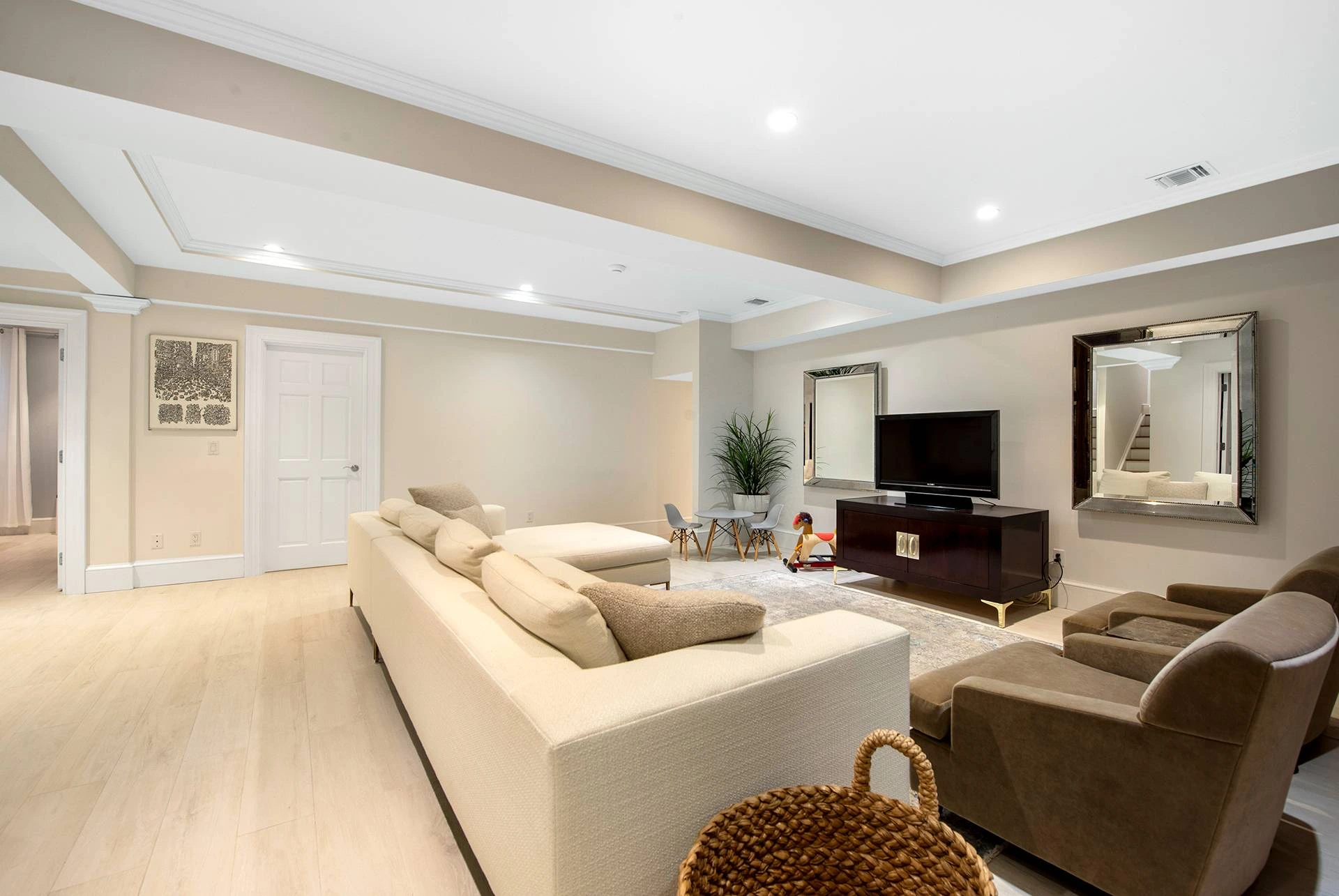 Southampton-Residential-Lease-24 Southampton Residential Lease