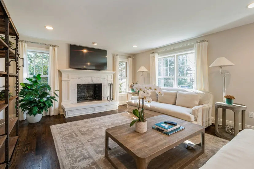 21 Spinnaker Way