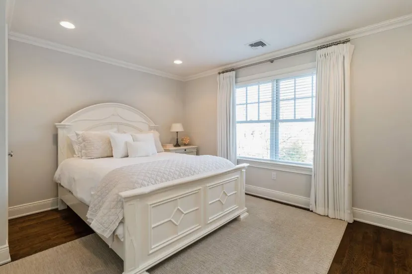 21 Spinnaker Way