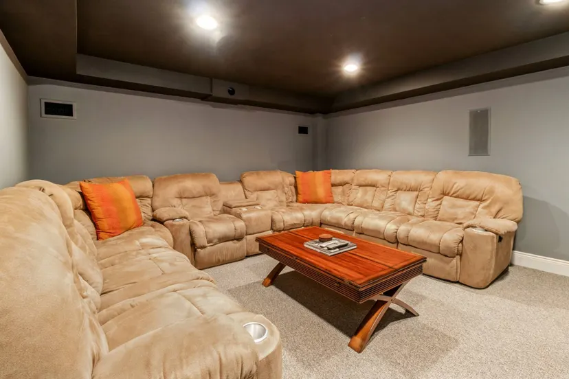 21 Spinnaker Way