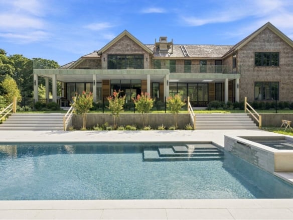 6 Windy Hill Lane