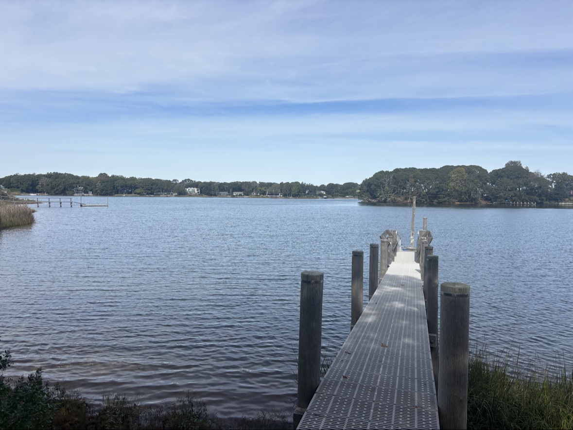 16 Long Point Rd